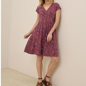 Pact organic fit & flare crossover dress